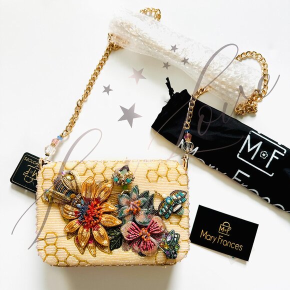MARY FRANCES Garden Buzz Honeycomb & Winged Creatures Beaded Shoulder Bag NWT - Picture 2 of 9